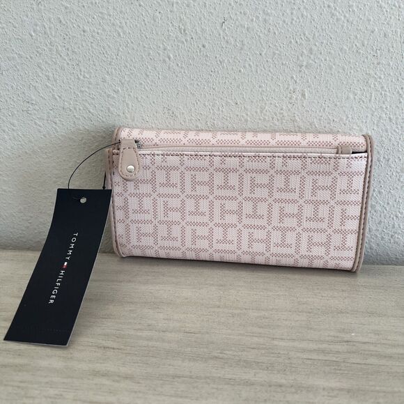 Tommy Hilfiger 69j2230 680 Women Trifold Logo Checkbook Wallet Clutch Blush Pink - Picture 2 of 6